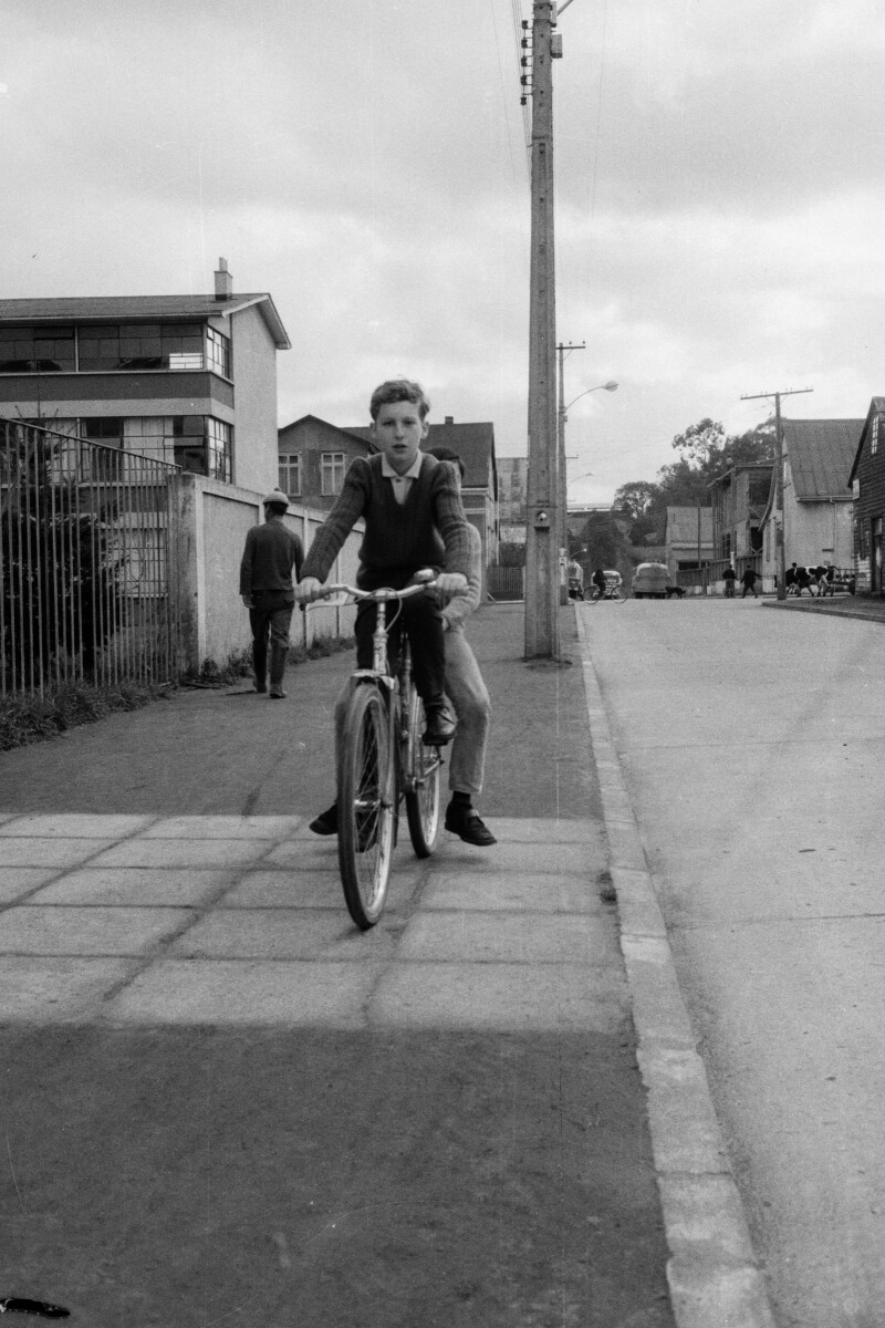 Serie del autor: Varias centro, Liceo La Unión, Radio Concordia, etc. 07-1970