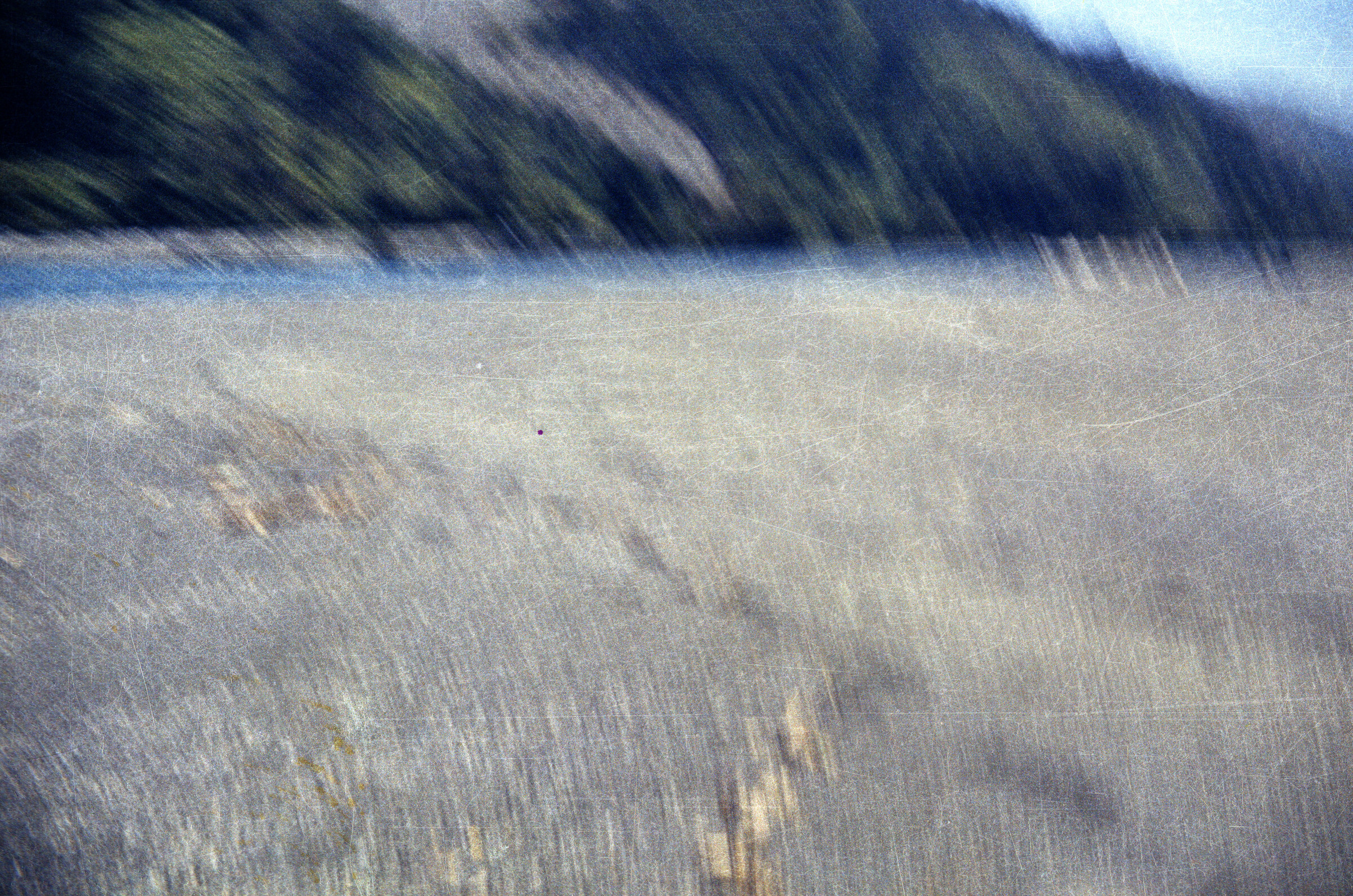 plano general de la playa de Hueicolla. Fotografía en movimiento