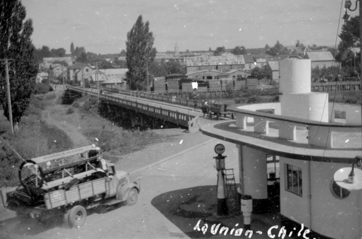 Plano general del puente Comercio vista desde altura
