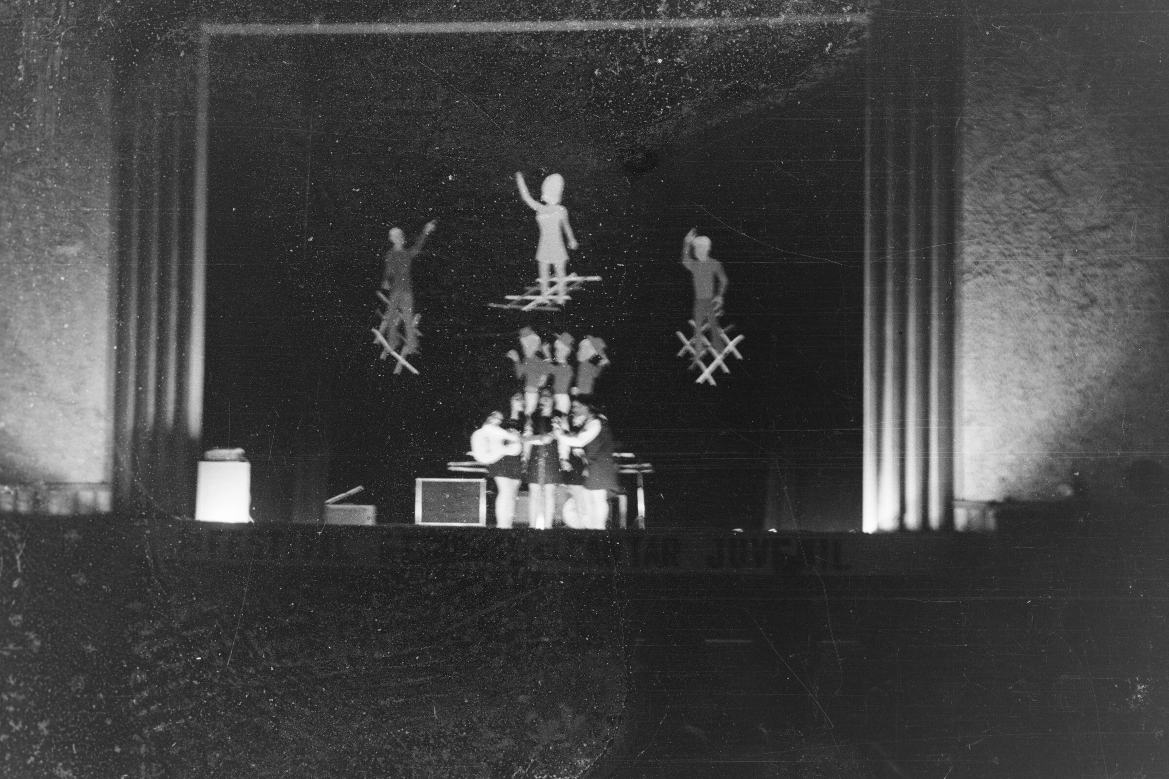 Serie del autor: Festival Liceano. 07-1969