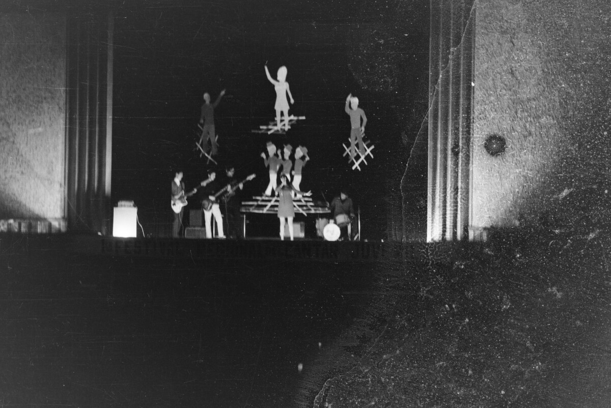 Serie del autor: Festival Liceano. 07-1969