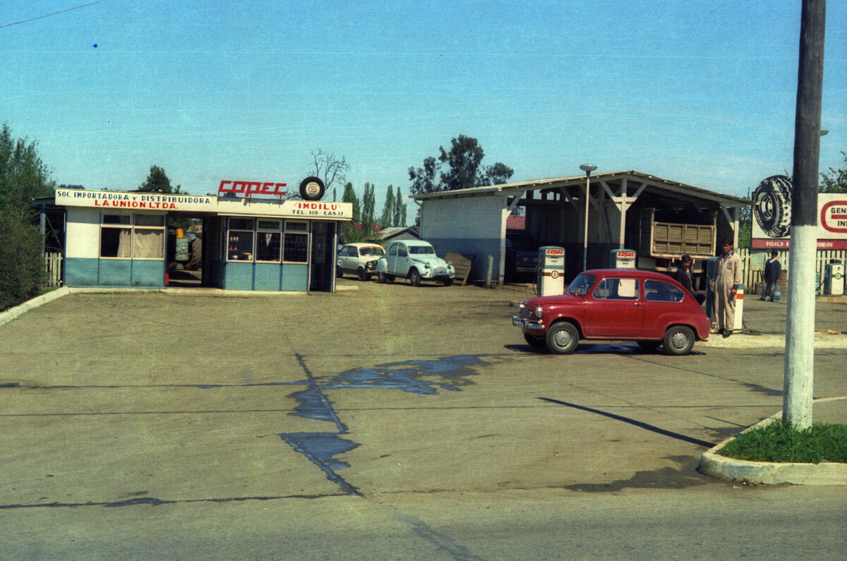 Plano general de una estación de servicio de la empresa COPEC en funcionamiento ubicada a la salida de la Unión