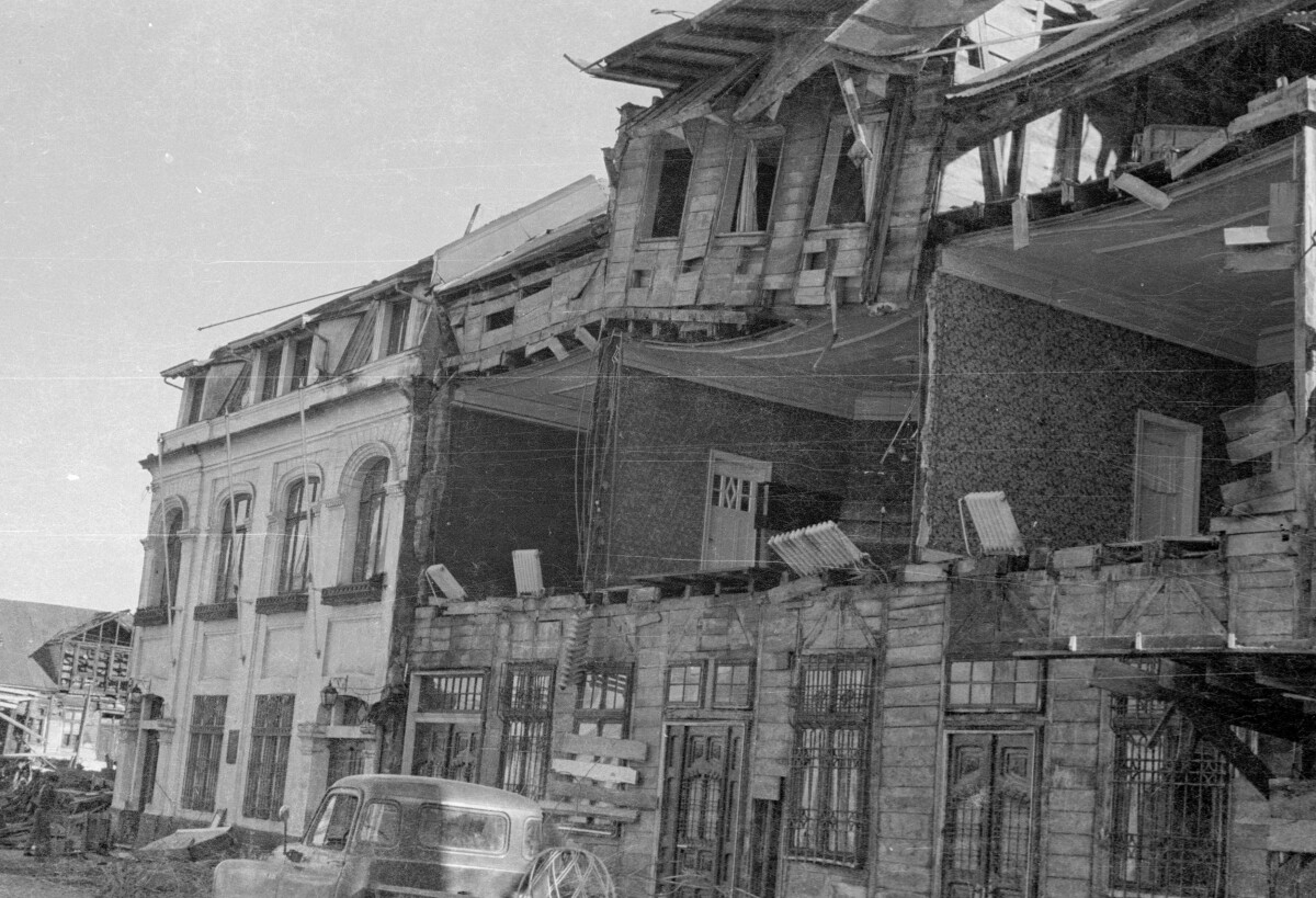 Plano entero de edificios destruidos por el terremoto del 60'