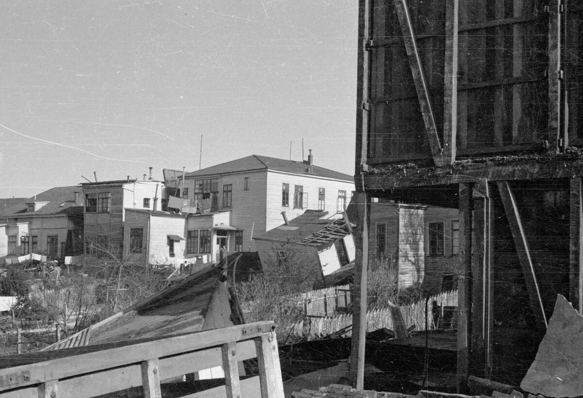 Plano general de casas descuadradas y derrumbada por terremoto del 60', Valdivia.
